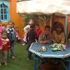 Organizacion de una fiesta para ninos del barrio desfavorezido de Ras Kaya / Fete pour enfants du bidon ville d Asilah
